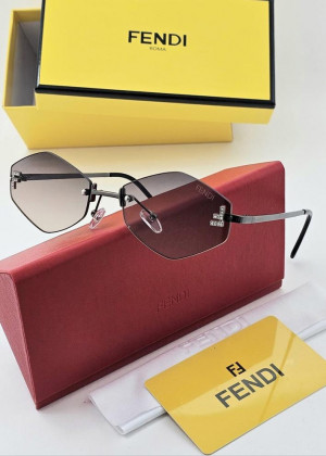 Набор солнцезащитные очки, коробка, чехол + салфетки #21177988