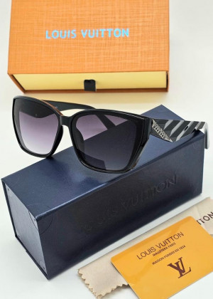 Набор солнцезащитные очки, коробка, чехол + салфетки #21193423