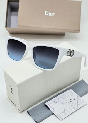 Набор солнцезащитные очки, коробка, чехол + салфетки 21197966