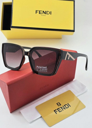 Набор солнцезащитные очки, коробка, чехол + салфетки #21206455