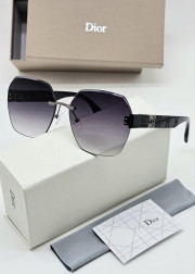 Набор женские солнцезащитные очки, коробка, чехол + салфетки