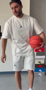 Спортивный костюм