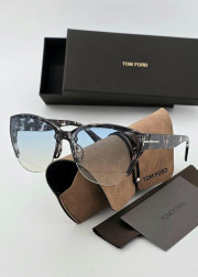 Набор женские солнцезащитные очки, коробка, чехол + салфетки