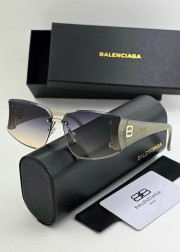 Набор женские солнцезащитные очки, коробка, чехол + салфетки