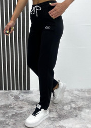 Спортивные брюки