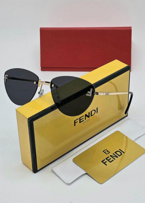 Женские солнцезащитные очки #22944773