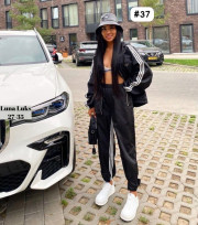 Спортивный костюм