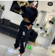 Спортивный костюм