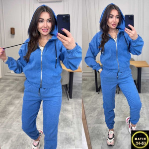 Спортивный костюм 22975982