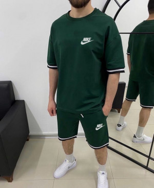 Спортивный костюм 22977173