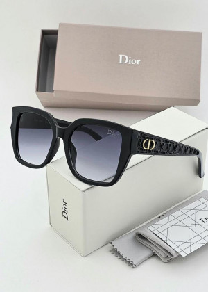 Набор женские солнцезащитные очки, коробка, чехол + салфетки 22986175