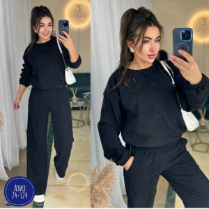 Спортивный костюм 23017718