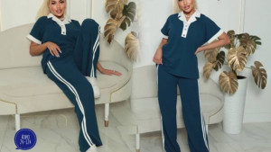 Спортивный костюм 23017719