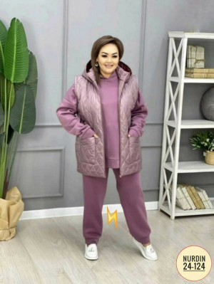 Спортивный костюм 23027875