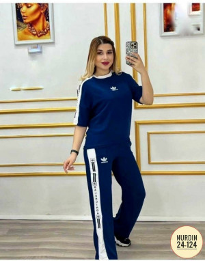 Спортивный костюм 23030632