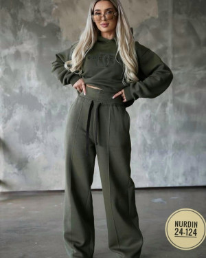 Спортивный костюм 23030633