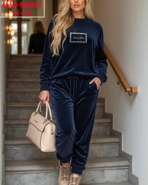 Спортивный костюм 23048092