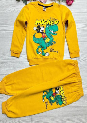 Спортивный костюм