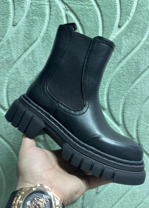 Ботинки #23083312
