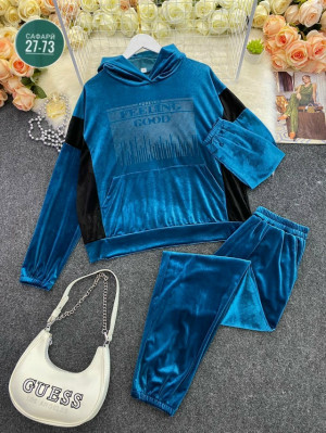 Спортивный костюм 23087027