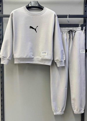 Спортивный костюм 23094516