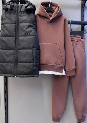 Спортивный костюм 23094588