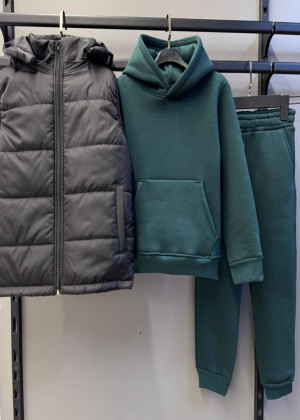 Спортивный костюм 23094595