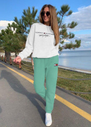 Спортивный костюм