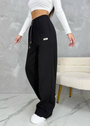 Спортивные брюки