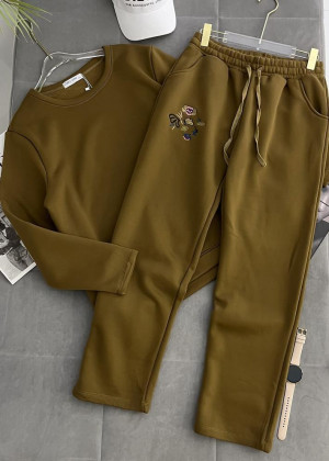 Спортивный костюм 23118199