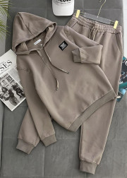 Спортивный костюм