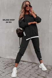 Спортивный костюм