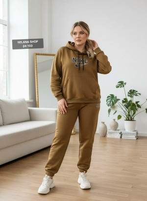 Спортивный костюм 23139446