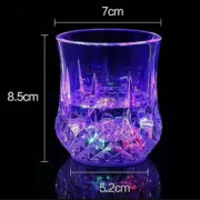 Светящийся бокал