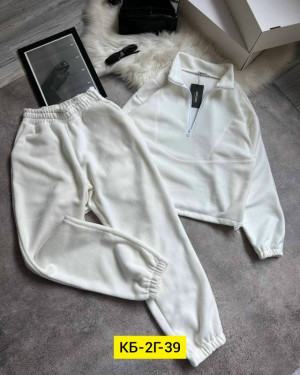 Спортивный костюм 23161646