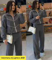 Спортивный костюм