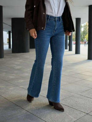 Джинсы #23194926