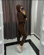 Спортивный костюм