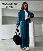 Спортивный костюм