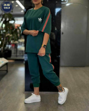 Спортивный костюм