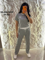 Спортивный костюм