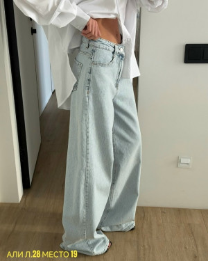 Джинсы #23275247