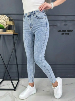 Джинсы #23280942