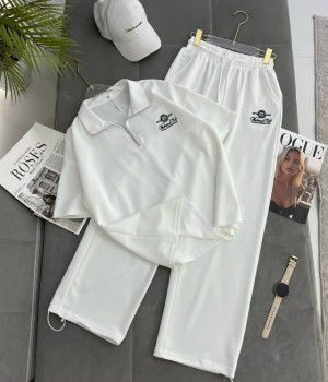 Спортивный костюм #23283994