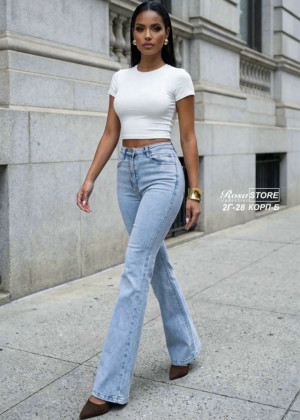 Джинсы #23290446