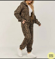 Спортивный костюм