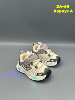 Кроссовки #23296246