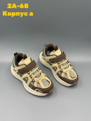 Кроссовки #23309621