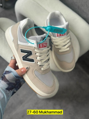 Кроссовки #23318538