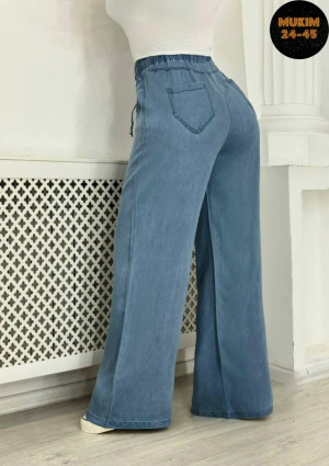 Джинсы #23319342